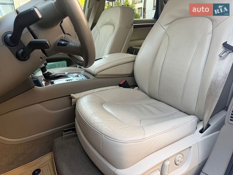 Внедорожник / Кроссовер Audi Q7 2009 в Киеве