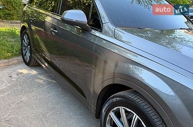 Внедорожник / Кроссовер Audi Q7 2018 в Киеве
