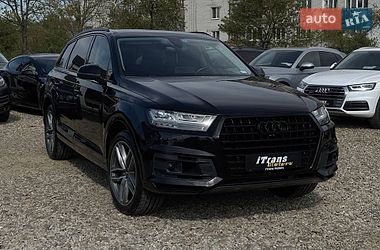 Внедорожник / Кроссовер Audi Q7 2017 в Стрые