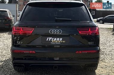 Внедорожник / Кроссовер Audi Q7 2017 в Стрые