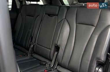 Внедорожник / Кроссовер Audi Q7 2017 в Стрые