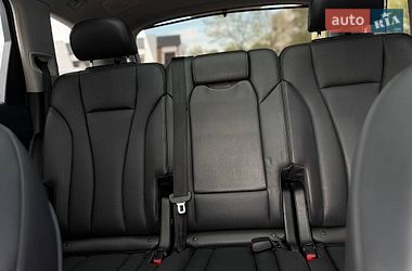 Внедорожник / Кроссовер Audi Q7 2017 в Стрые