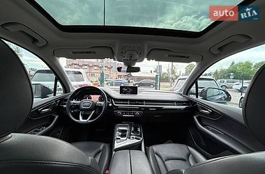 Внедорожник / Кроссовер Audi Q7 2017 в Стрые