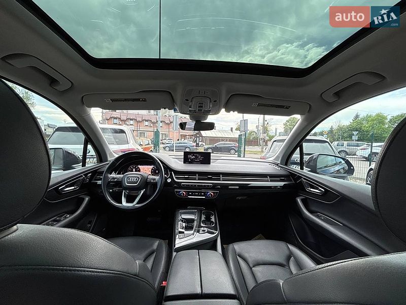 Внедорожник / Кроссовер Audi Q7 2017 в Стрые