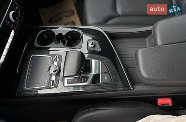 Внедорожник / Кроссовер Audi Q7 2017 в Стрые
