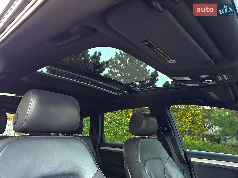 Внедорожник / Кроссовер Audi Q7 2015 в Полтаве