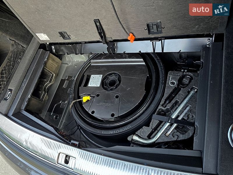 Внедорожник / Кроссовер Audi Q7 2015 в Полтаве