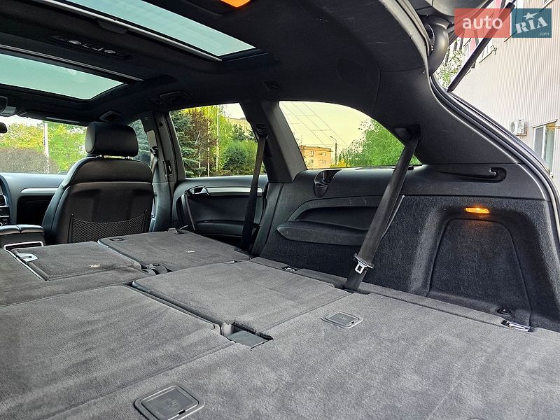 Внедорожник / Кроссовер Audi Q7 2015 в Полтаве