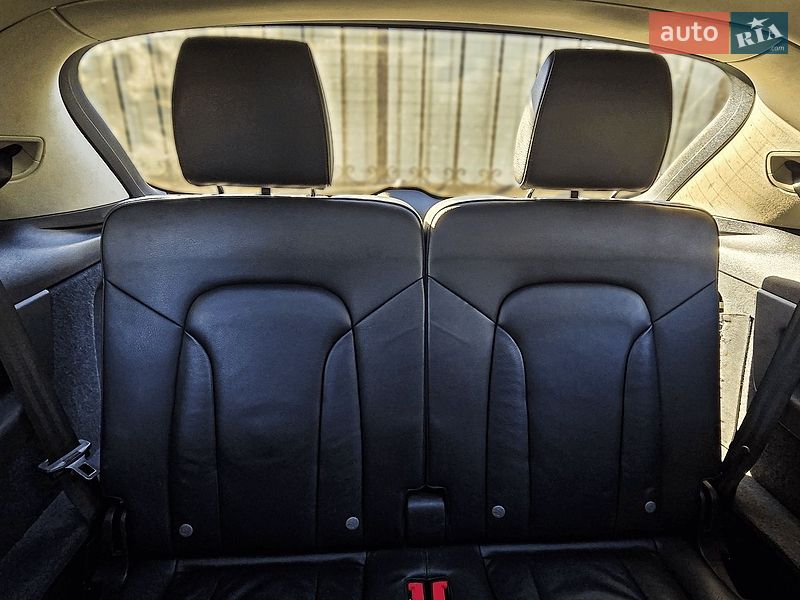 Внедорожник / Кроссовер Audi Q7 2015 в Черкассах
