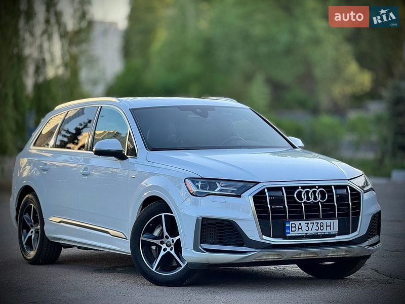 Audi Q7 2021
