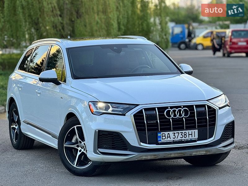 Внедорожник / Кроссовер Audi Q7 2021 в Киеве