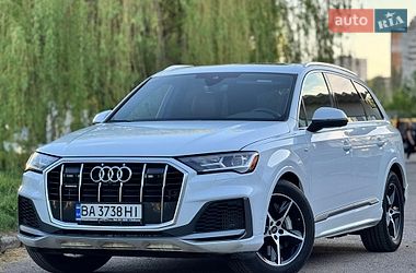 Внедорожник / Кроссовер Audi Q7 2021 в Киеве