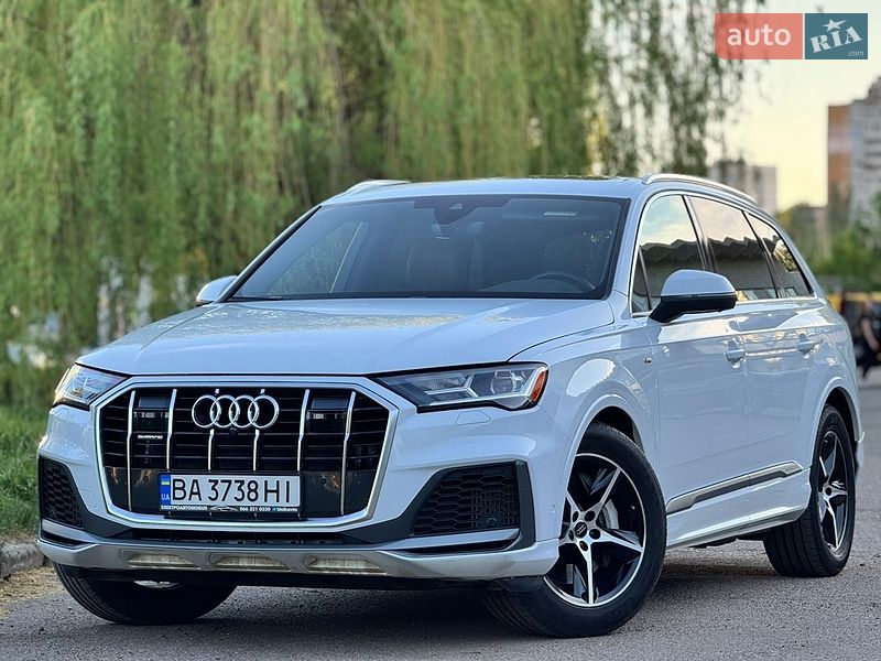 Внедорожник / Кроссовер Audi Q7 2021 в Киеве