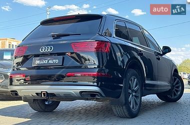 Позашляховик / Кросовер Audi Q7 2017 в Івано-Франківську