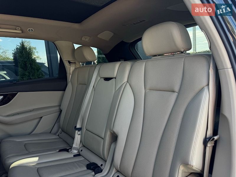Позашляховик / Кросовер Audi Q7 2017 в Івано-Франківську
