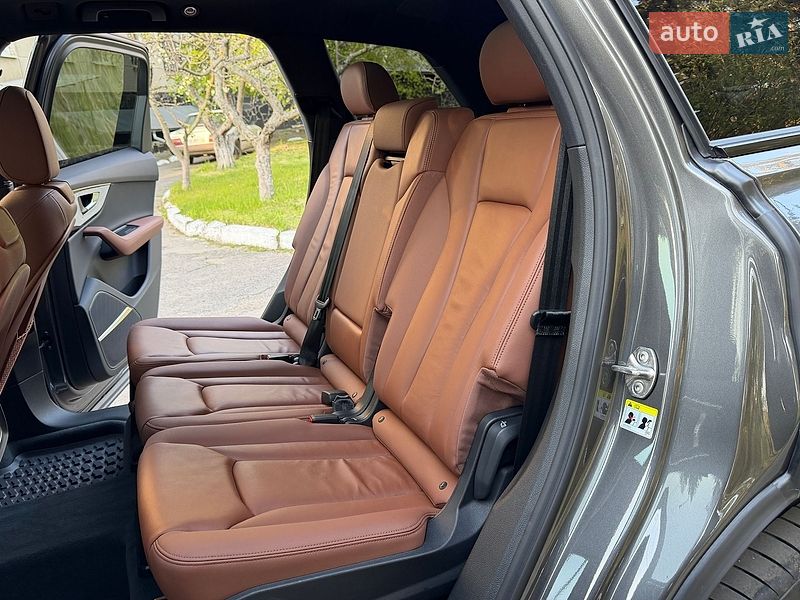 Внедорожник / Кроссовер Audi Q7 2023 в Виннице
