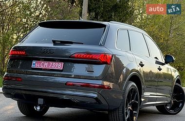 Внедорожник / Кроссовер Audi Q7 2023 в Виннице