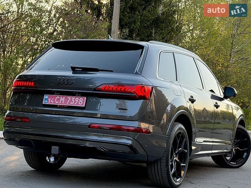 Внедорожник / Кроссовер Audi Q7 2023 в Виннице