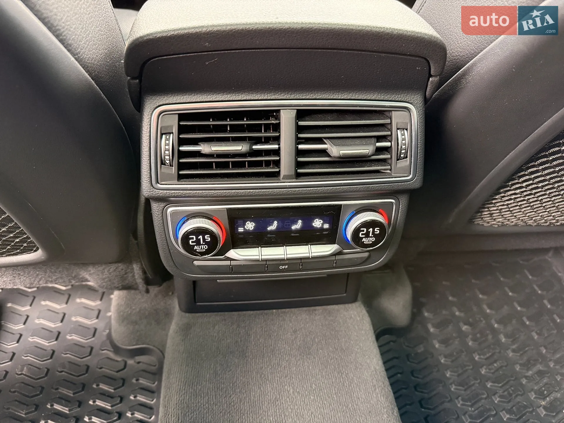2015 Audi Q7 - мініатюра 23