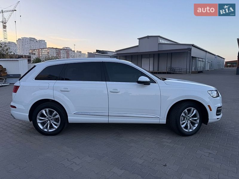 Внедорожник / Кроссовер Audi Q7 2019 в Одессе