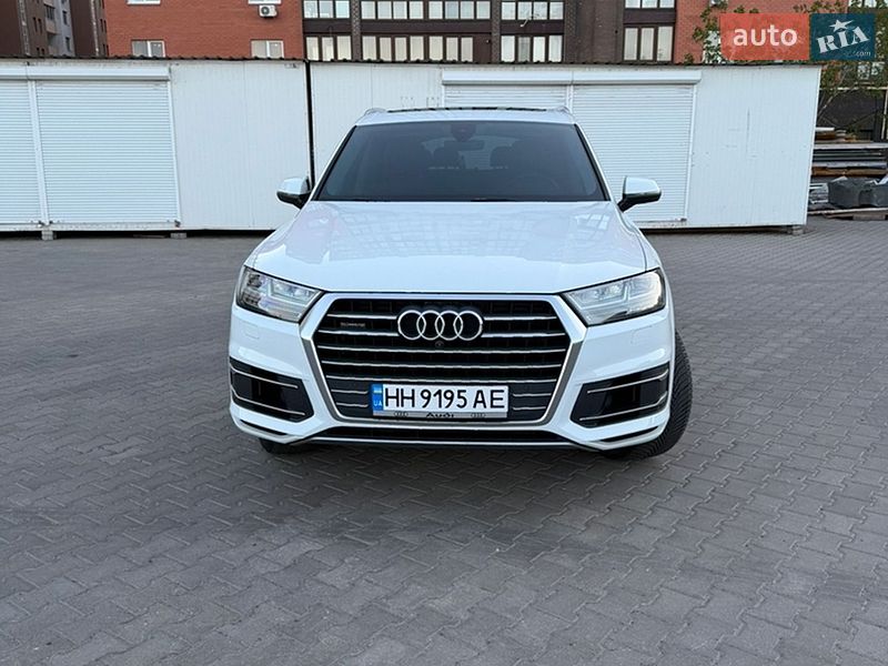 Внедорожник / Кроссовер Audi Q7 2019 в Одессе