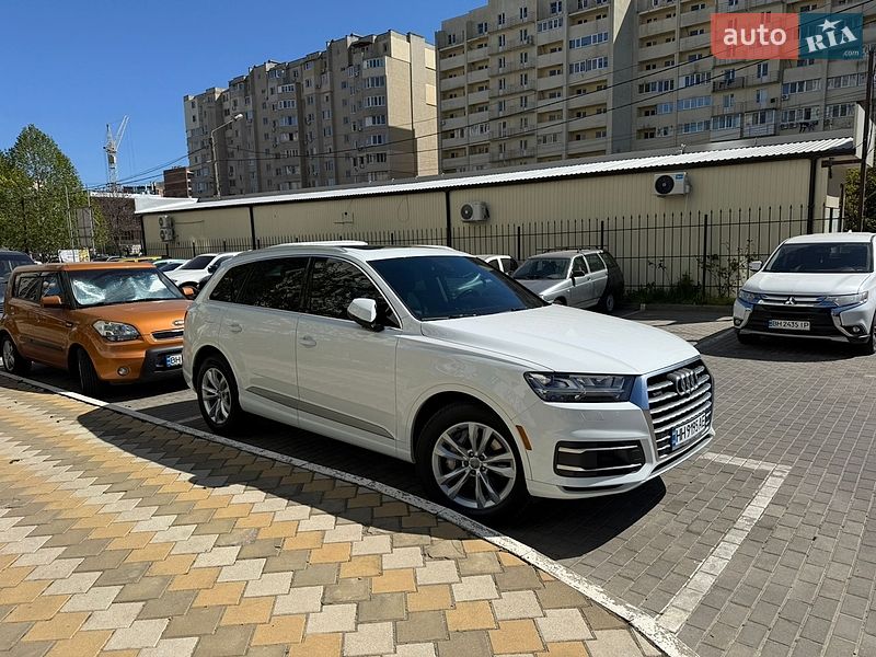 Внедорожник / Кроссовер Audi Q7 2019 в Одессе