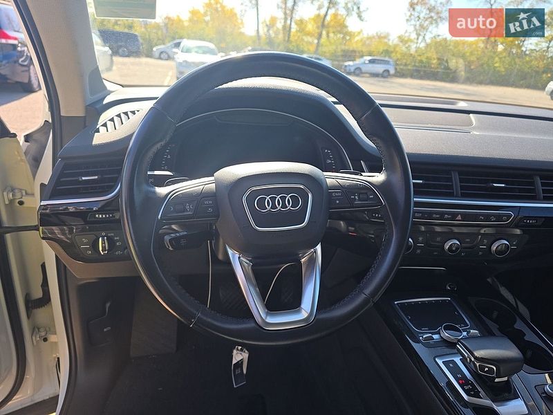 Внедорожник / Кроссовер Audi Q7 2019 в Одессе
