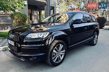 Позашляховик / Кросовер Audi Q7 2012 в Бучі