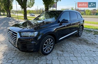 Внедорожник / Кроссовер Audi Q7 2017 в Харькове