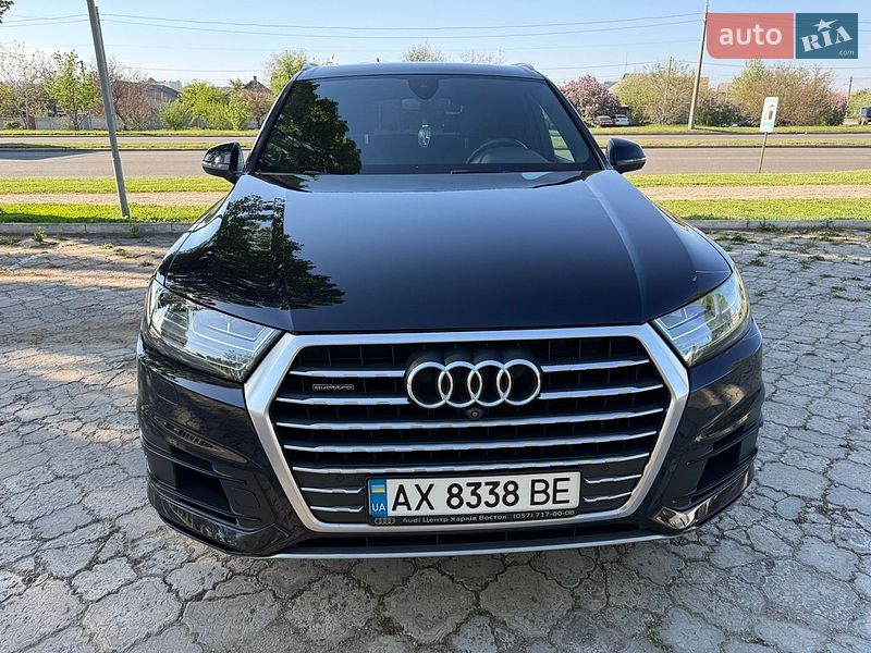 Внедорожник / Кроссовер Audi Q7 2017 в Харькове