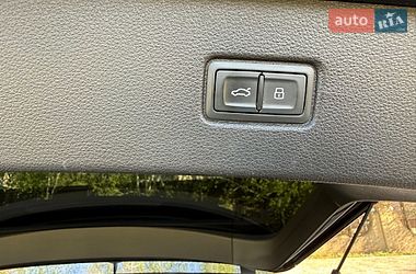 Внедорожник / Кроссовер Audi Q7 2017 в Харькове