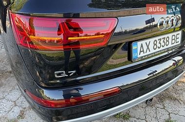 Внедорожник / Кроссовер Audi Q7 2017 в Харькове