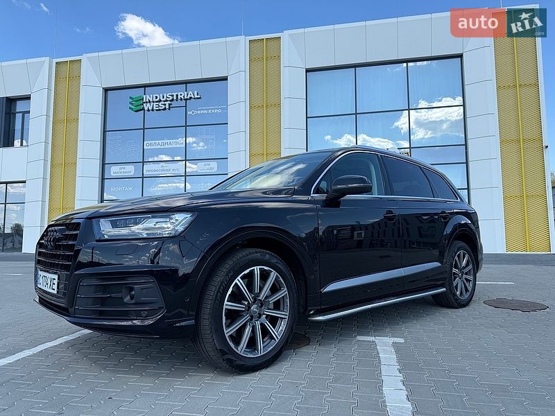 Внедорожник / Кроссовер Audi Q7 2017 в Львове