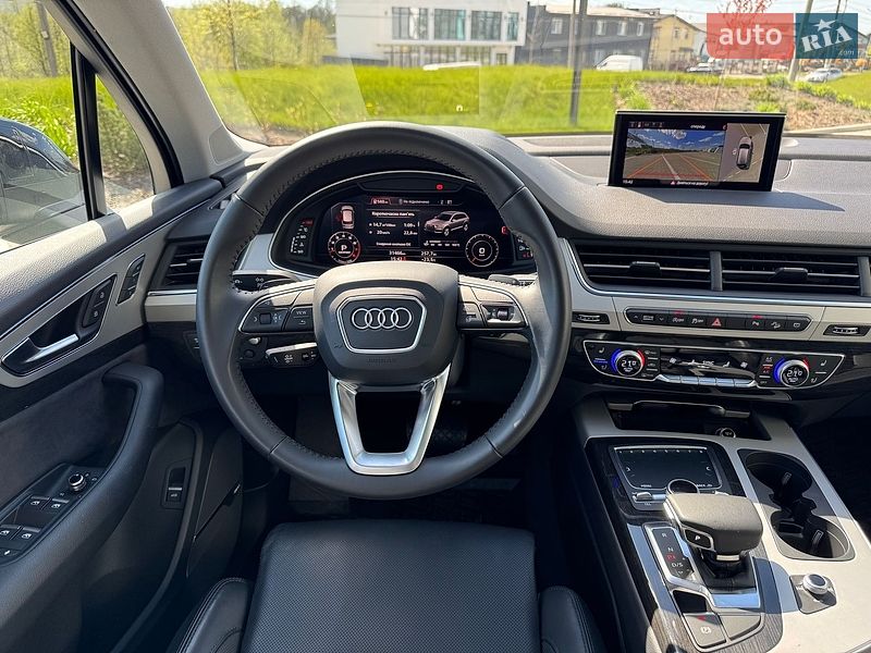Внедорожник / Кроссовер Audi Q7 2017 в Львове