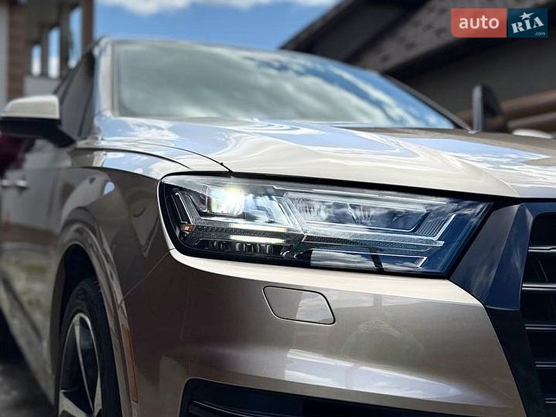 Внедорожник / Кроссовер Audi Q7 2019 в Тячеве