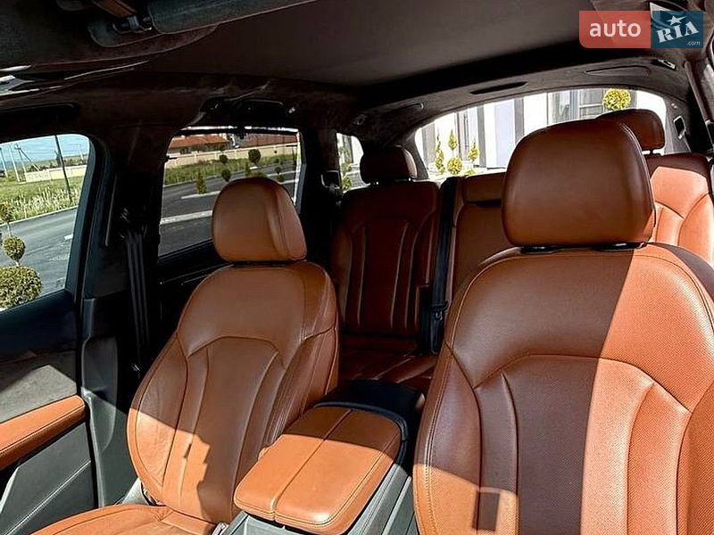 Внедорожник / Кроссовер Audi Q7 2019 в Тячеве