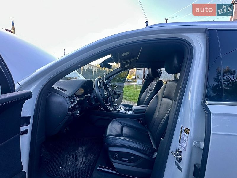 Внедорожник / Кроссовер Audi Q7 2018 в Трускавце