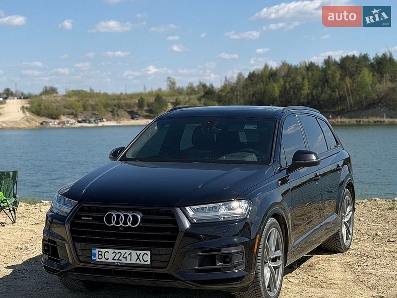 Внедорожник / Кроссовер Audi Q7 2017 в Львове
