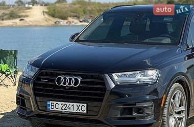 Внедорожник / Кроссовер Audi Q7 2017 в Львове