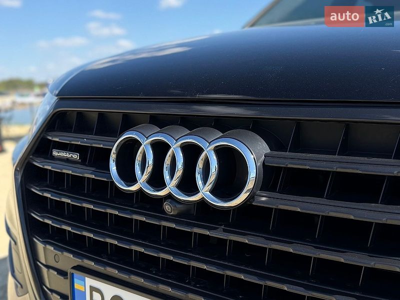 Внедорожник / Кроссовер Audi Q7 2017 в Львове