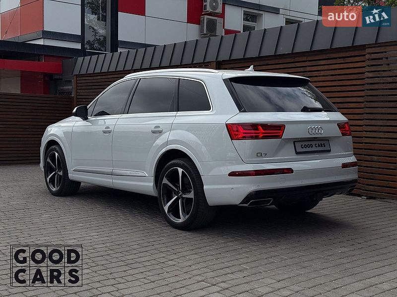 Внедорожник / Кроссовер Audi Q7 2018 в Одессе