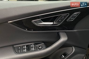 Внедорожник / Кроссовер Audi Q7 2019 в Львове
