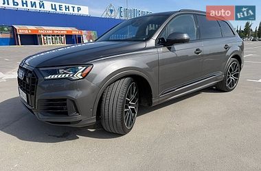 Внедорожник / Кроссовер Audi Q7 2020 в Каменец-Подольском