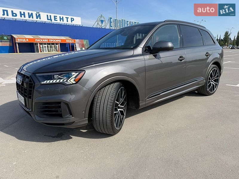 Внедорожник / Кроссовер Audi Q7 2020 в Каменец-Подольском