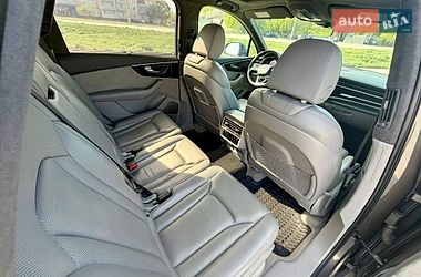 Внедорожник / Кроссовер Audi Q7 2020 в Каменец-Подольском