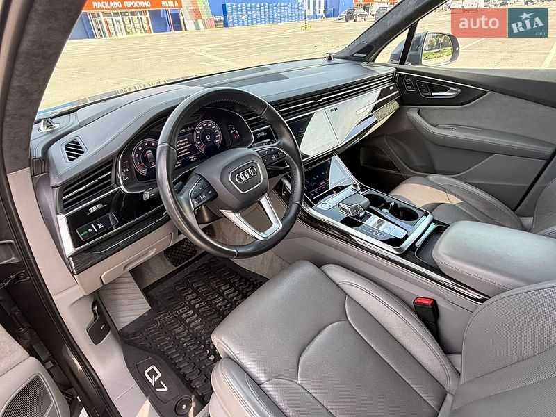 Внедорожник / Кроссовер Audi Q7 2020 в Каменец-Подольском