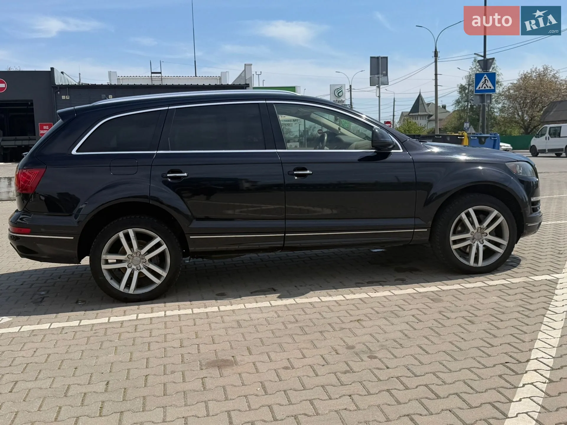 2010 Audi Q7 - мініатюра 26