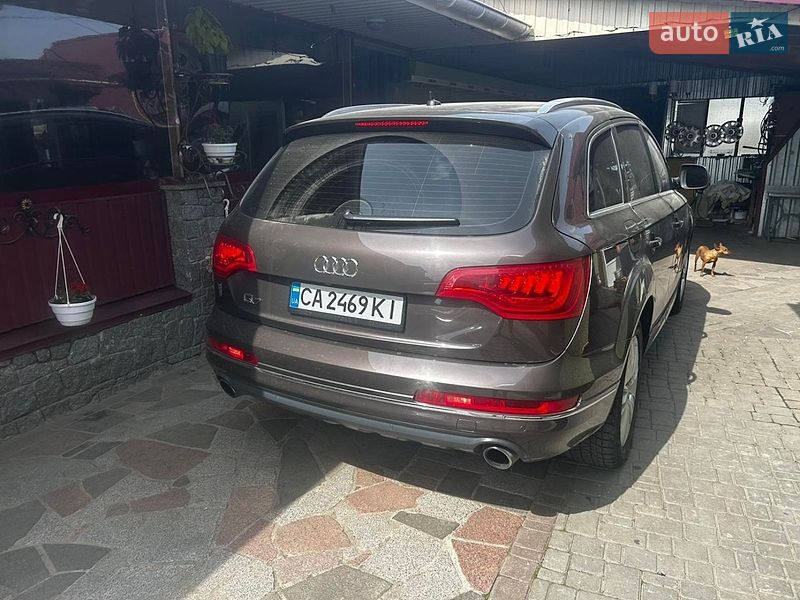 Внедорожник / Кроссовер Audi Q7 2012 в Жашкове