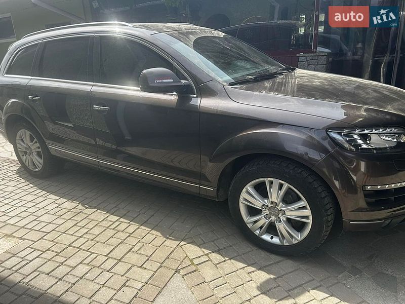 Внедорожник / Кроссовер Audi Q7 2012 в Жашкове
