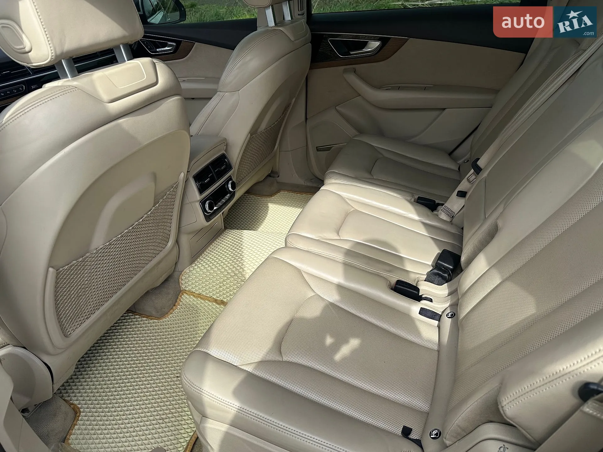 2017 Audi Q7 - мініатюра 27